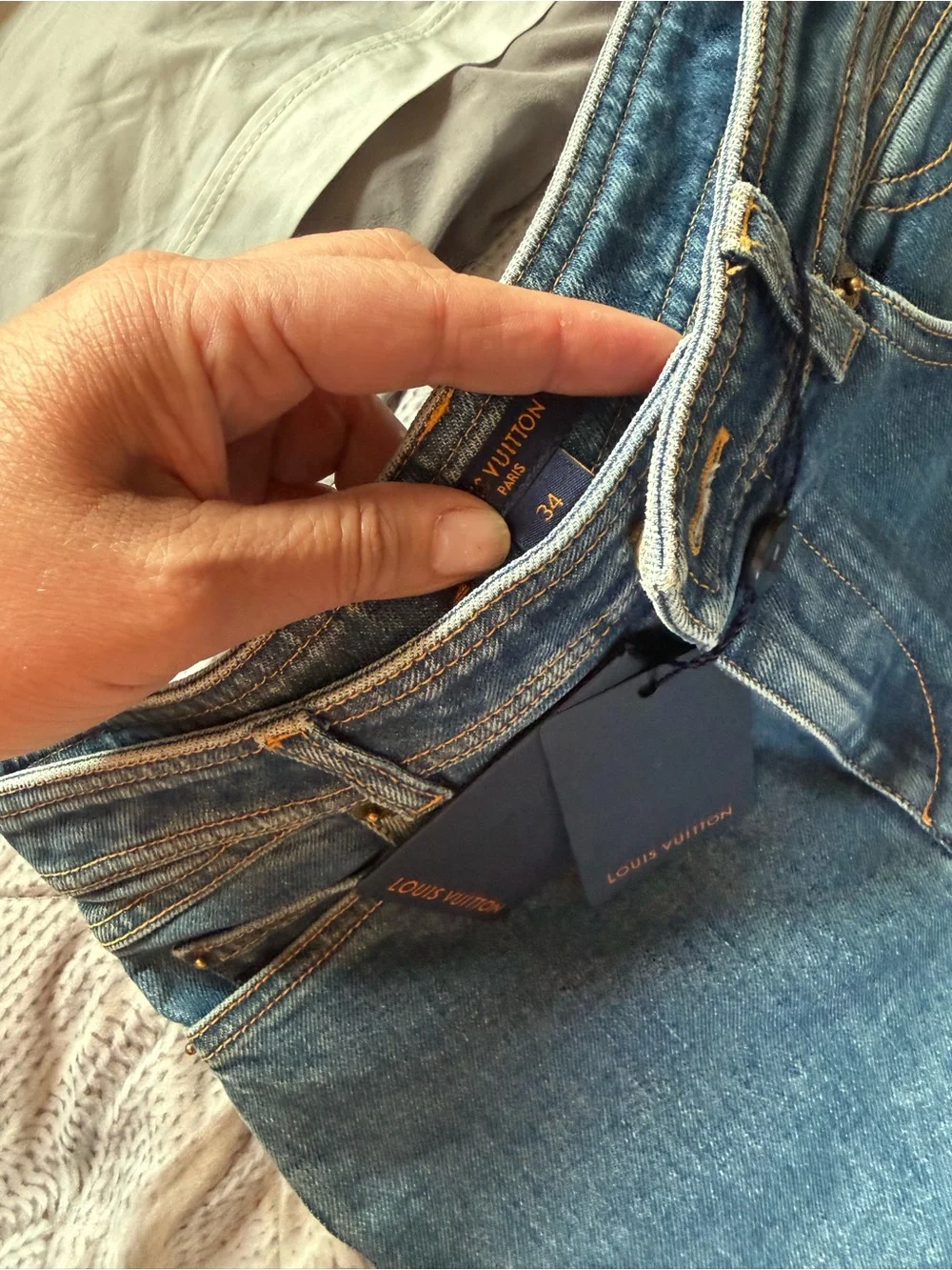 Louis Vuitton Lady Mid-Blue SKinny Denim Jeans 26” waist